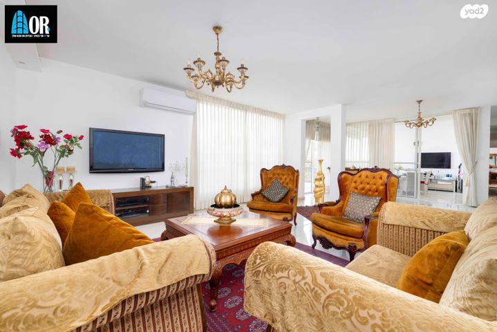 גג/ פנטהאוז, שדרות הרצל, רמלה