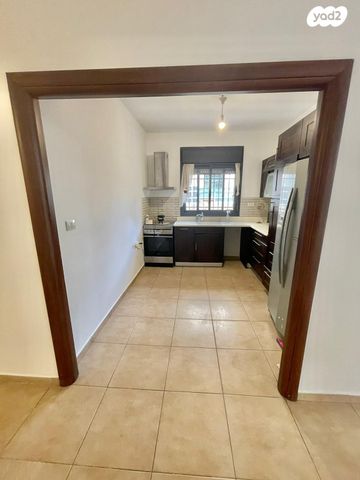 דירת גן, ניסן הרפז, בית הכרם, רמת בית הכרם, ירושלים