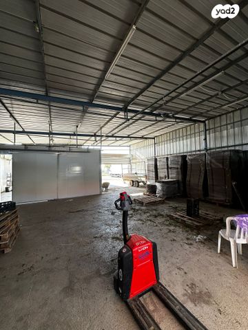 מחסנים, נוגה