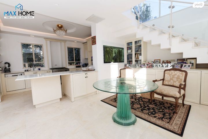 בית פרטי/ קוטג', דרך השדות, גאולים