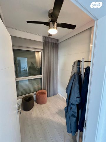 גג/ פנטהאוז, פרופ' יובל נאמן 3, הגוש הגדול, רמת אביב החדשה, נופי ים, תל אביב יפו