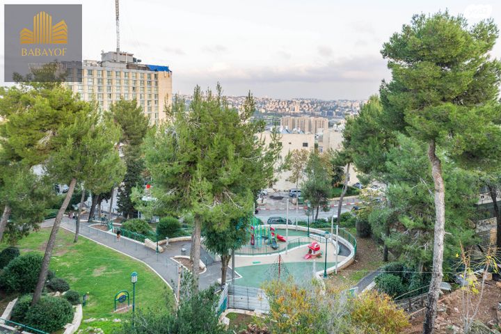 גג/ פנטהאוז, בית וגן, בית וגן, ירושלים