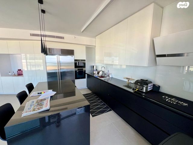 גג/ פנטהאוז, פרופ' יובל נאמן 3, הגוש הגדול, רמת אביב החדשה, נופי ים, תל אביב יפו