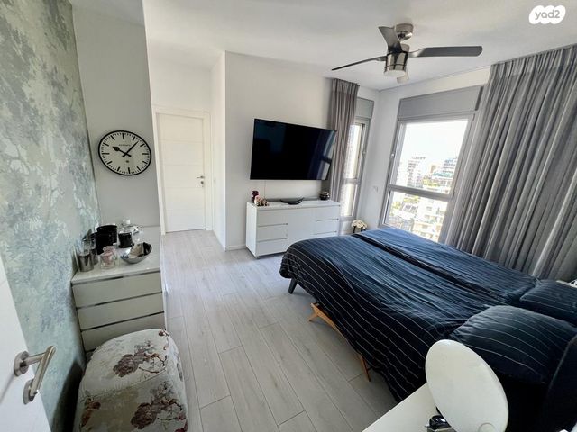 גג/ פנטהאוז, פרופ' יובל נאמן 3, הגוש הגדול, רמת אביב החדשה, נופי ים, תל אביב יפו