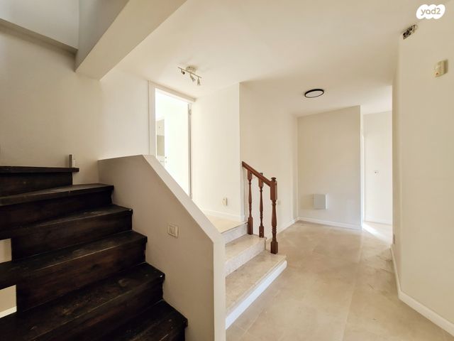 בית פרטי/ קוטג', לכיש 1, שכונה 4, תל מונד