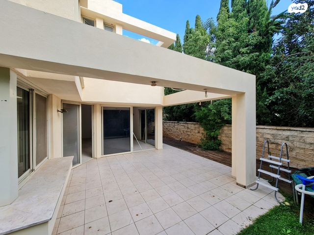 בית פרטי/ קוטג', לכיש 1, שכונה 4, תל מונד