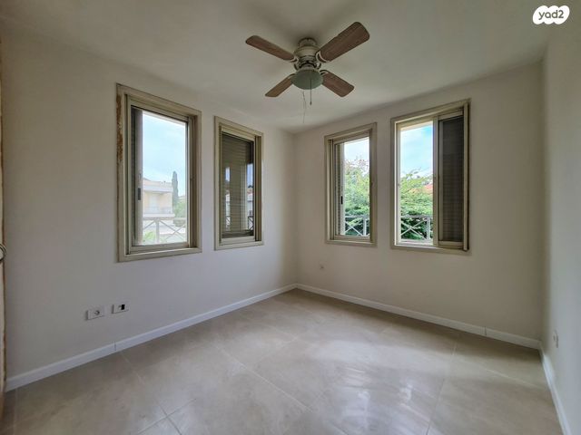 בית פרטי/ קוטג', לכיש 1, שכונה 4, תל מונד