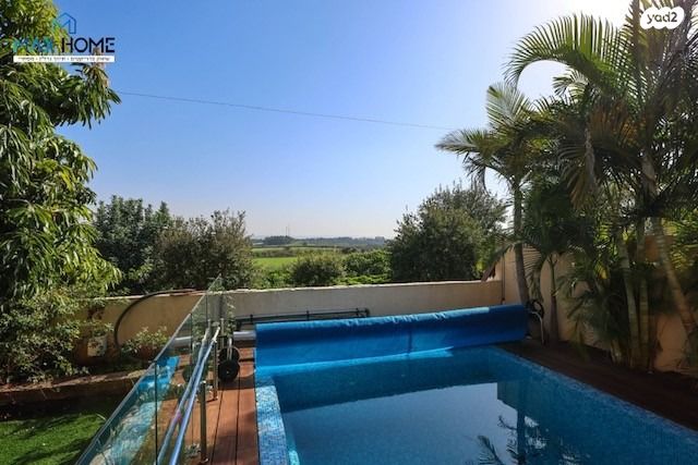 בית פרטי/ קוטג', דרך השדות, גאולים