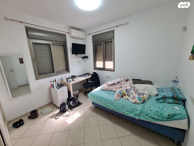 דירת גן, אבן גבירול, קרית אתא