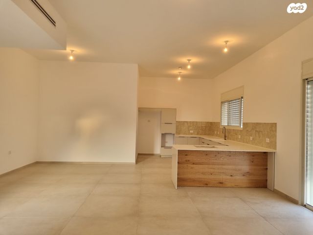 בית פרטי/ קוטג', עורבני, כרמית, מיתר / כרמית