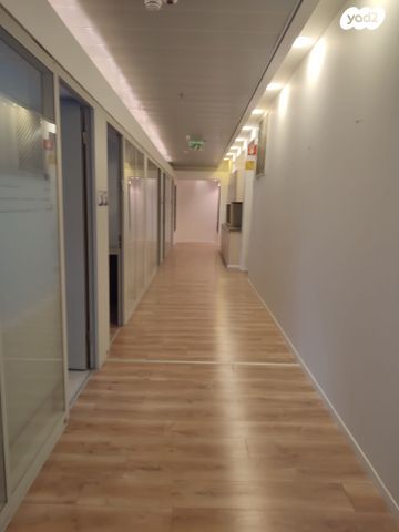 משרדים, רעננה