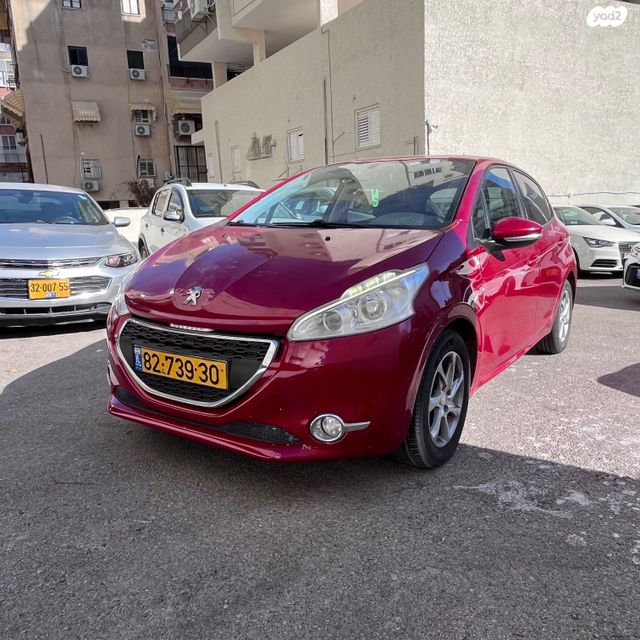 מודעת רכב פיג'ו 208