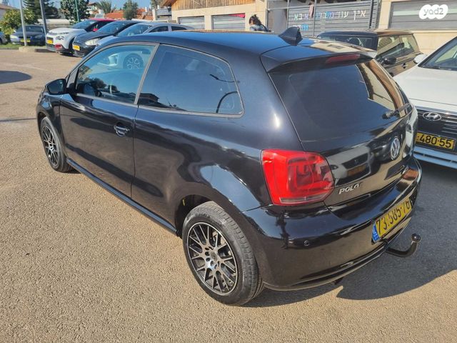 פולקסווגן פולו 