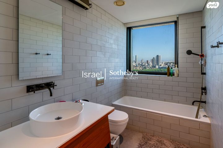 דירה, הרב ניסים, בבלי, תל אביב יפו