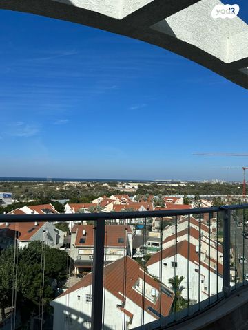 גג/ פנטהאוז, גלעד, קרית ים