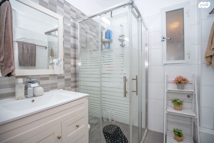 דירת גן, רמת הגולן 17, אריאל