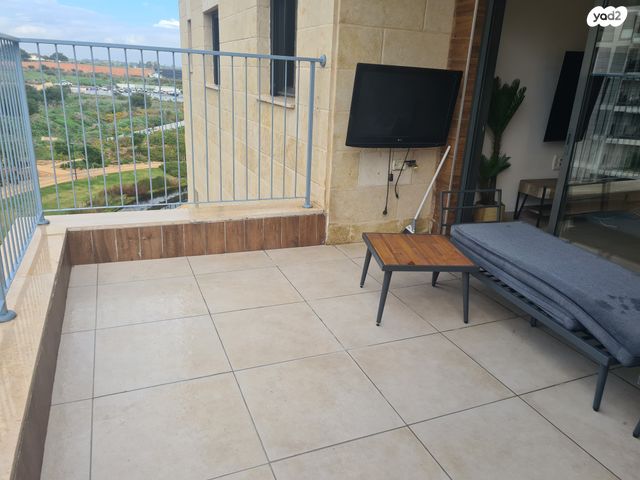 דירה, נווה זמר, רעננה