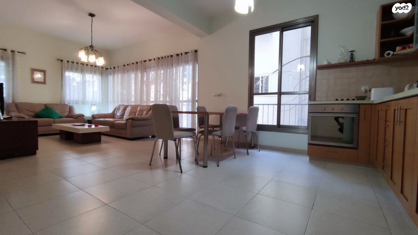 דירה, ישראליס, הצפון הישן - דרום, תל אביב יפו