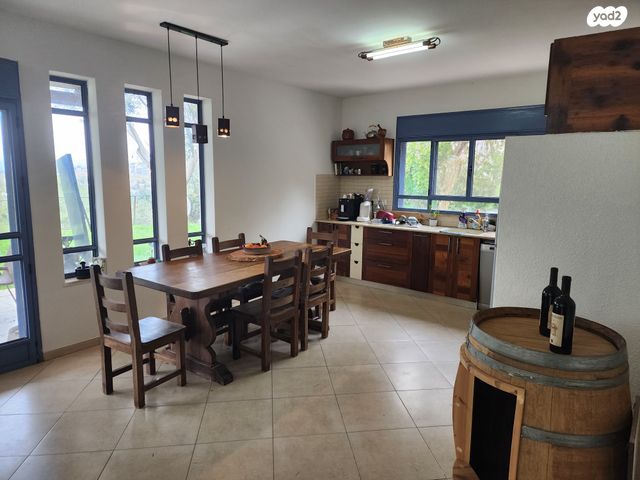 בית פרטי/ קוטג', כפר ורדים