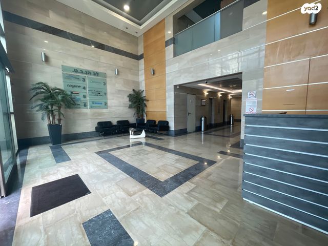 משרדים, גולדה מאיר, שאר העיר, נס ציונה