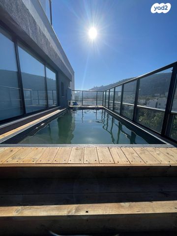 גג/ פנטהאוז, פינת גן, חיפה