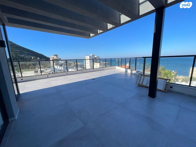 גג/ פנטהאוז, פינת גן, חיפה