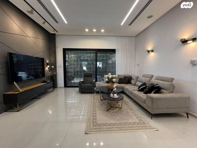 בית פרטי/ קוטג', להבים