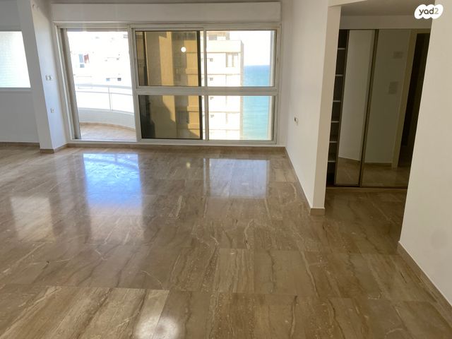 דירה, נתניה