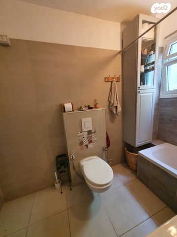 דו משפחתי, ערד