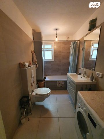 דו משפחתי, ערד