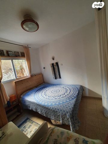 דו משפחתי, ערד