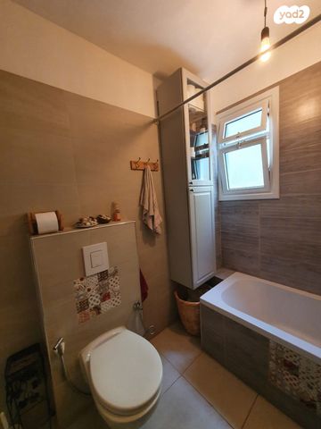 דו משפחתי, ערד