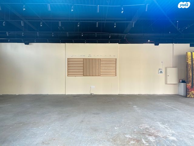 חנויות/ שטח מסחרי, מרכז עינב, מודיעין מכבים רעות