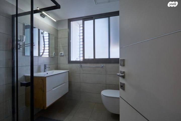 גג/ פנטהאוז, סירקין, חולון