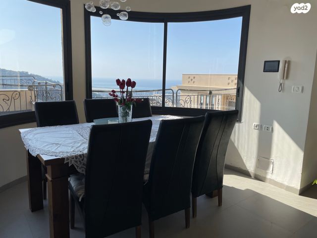 דו משפחתי, חיפה