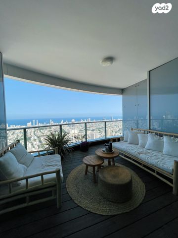 גג/ פנטהאוז, גרציאני יצחק, תל אביב יפו