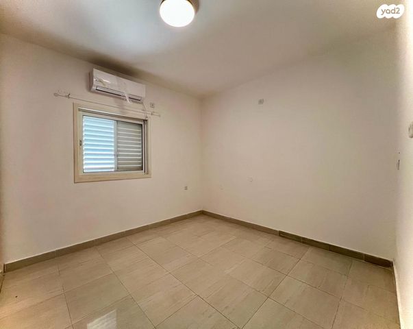 דירה, שדרות בר אילן 31, בת ים