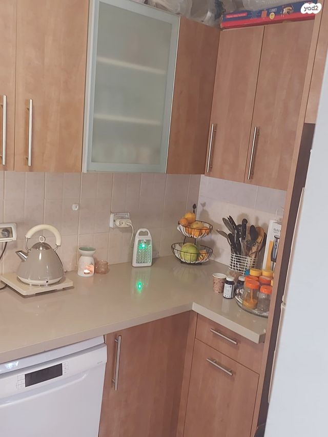 דירה, תל חי, כיסופים, כפר סבא