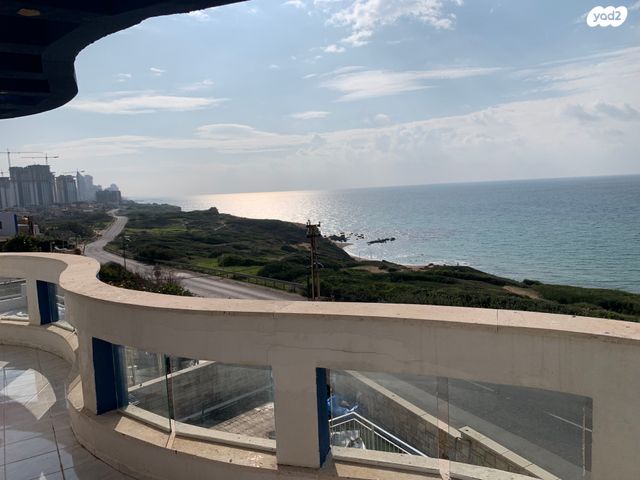 בית פרטי/ קוטג', צוקי ים