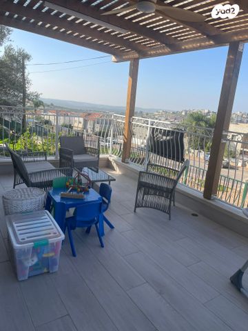 בית פרטי/ קוטג', בית אריה / עופרים