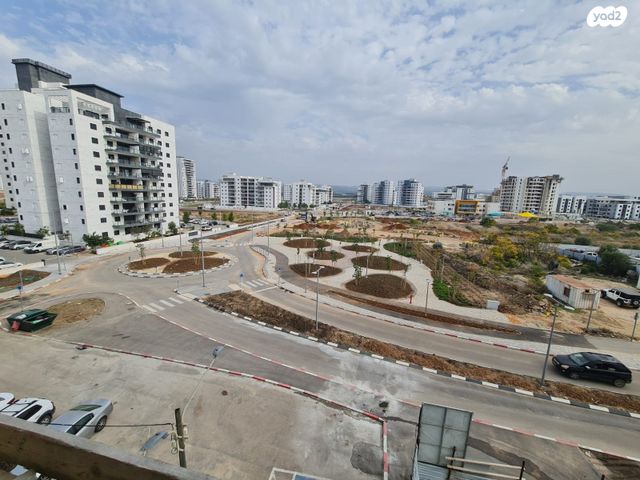 דירה, גבעת שרה, נהריה