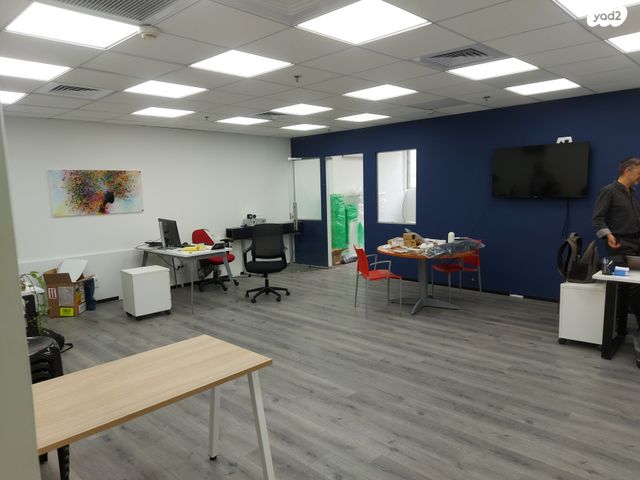 משרדים, פתח תקווה