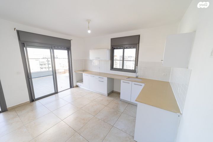 גג/ פנטהאוז, נחל ירקון, קרית גת