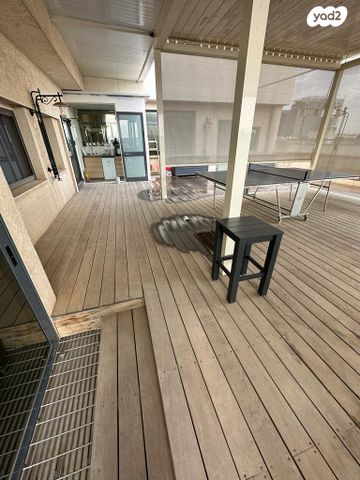 משרדים, רעננה