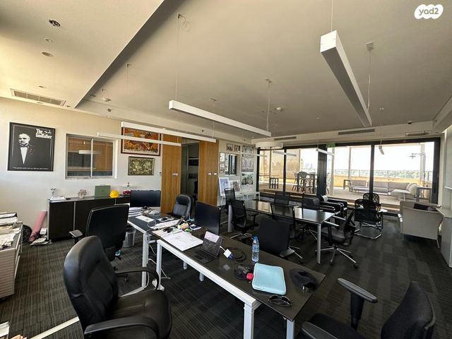 משרדים, רעננה