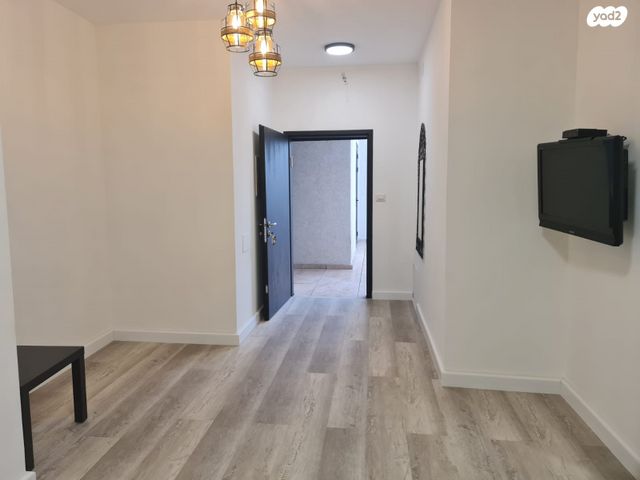 יחידת דיור, צוריאל, צוריאל