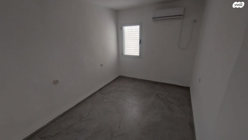 דירה, הגליל, כרמיאל