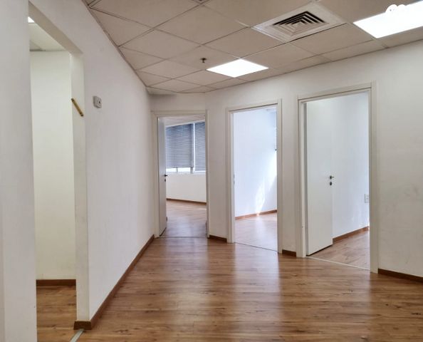 משרדים, המלאכה 2, אזור תעשיה צפון, לוד