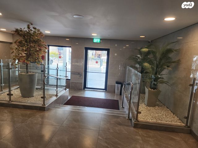 דירה, השקד, מבשרת ציון