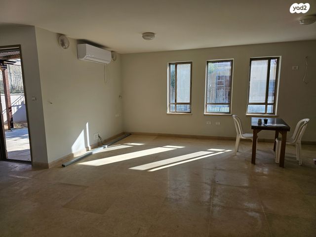 בית פרטי/ קוטג', גאולים, גאולים